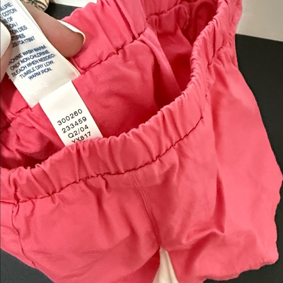 Pink Kids Skirt with Floral Detail 2004 vintage - Picture 3 of 3